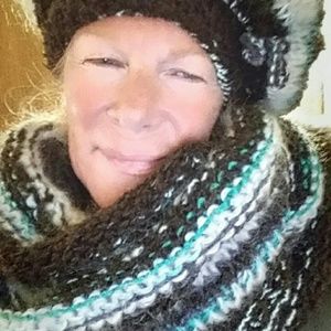 Perfect HAT and SCARF!!